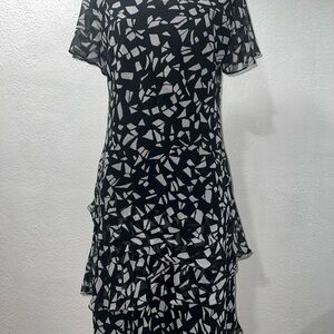 SOHO Chic Black‎ and White Patterned Dress